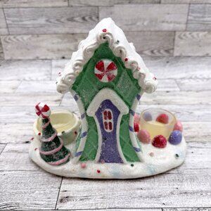 NIB Yankee Candle Sugar Plum Village Gingerbread House 3-Tea Light Holder 130034